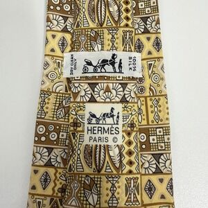 Hermes Men's Tie Heiroglyphics Yellow/Brown Satin Silk 7641 TA 3.5" (W) 57" (L)